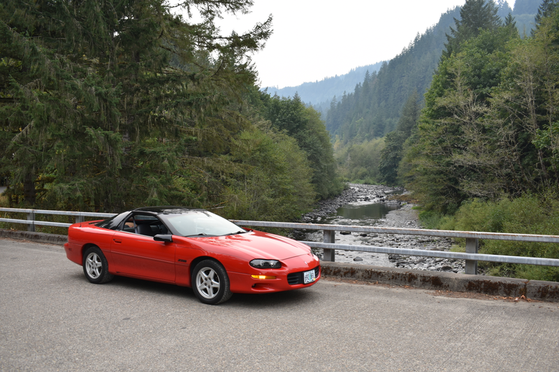 Illustration for article titled Columbia River Camaro Club Fall Colors Run 2017
